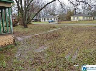 128 Livingston Ct, Bessemer, AL 35020