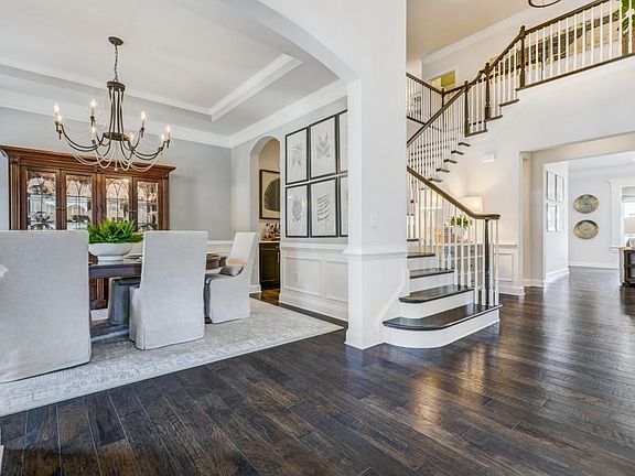 4th image of 208 Johnston Farm Ln