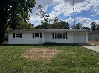 407 Donna Ln, Washington, IN 47501