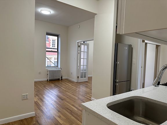 2nd image of 108 E 4th St APT 28