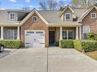 3927 River Pointe Ln, Vestavia, AL 35216