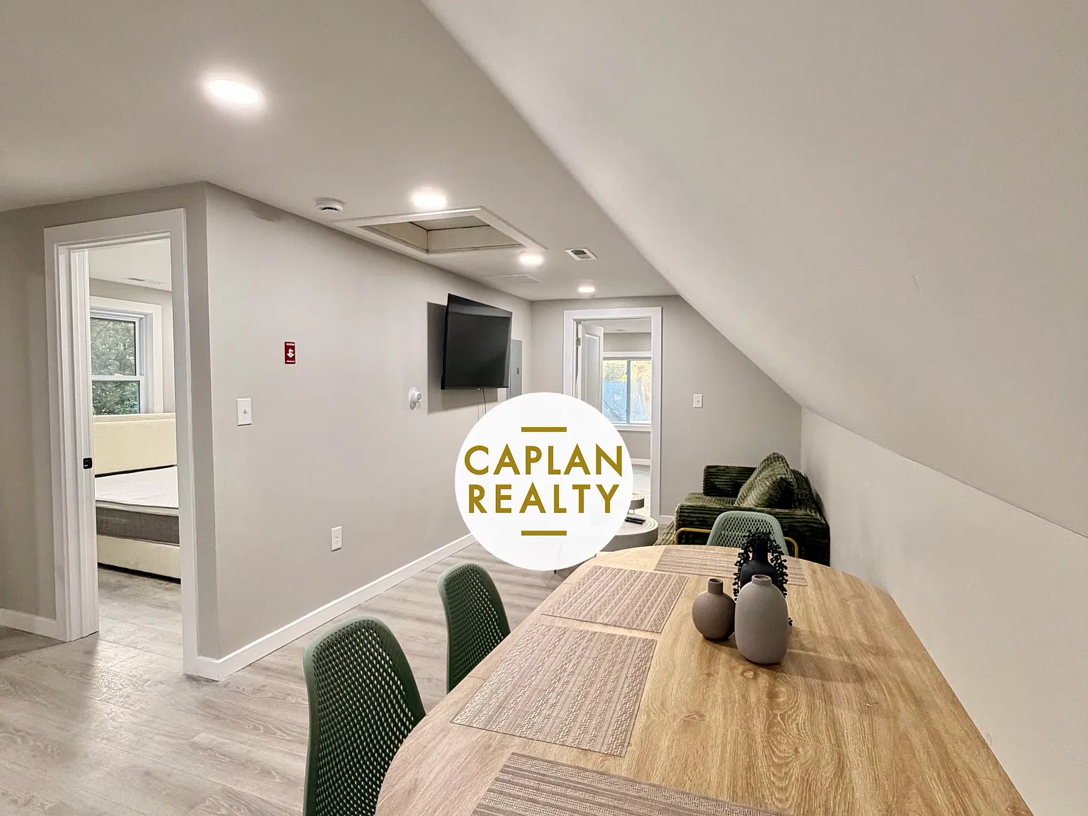 2 bed, $1,990 — Photo 4