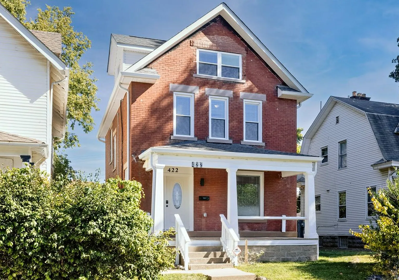 Single Family House! Just Renovated! Central To Ohio State Campus — Photo 1