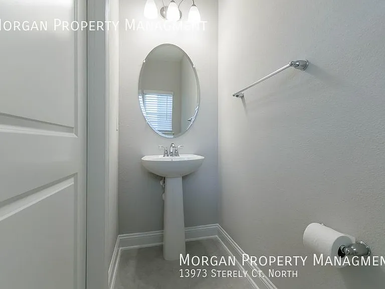 13973 Sterely Ct N — Photo 8