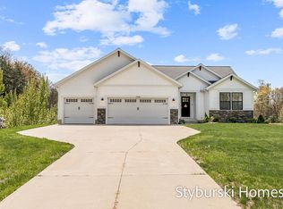 12436 State Rd, Nunica, MI 49448