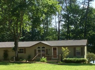 32 Malibu Dr, Martin, GA 30557
