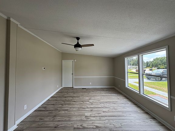 4th image of 4809 Backbay Rd