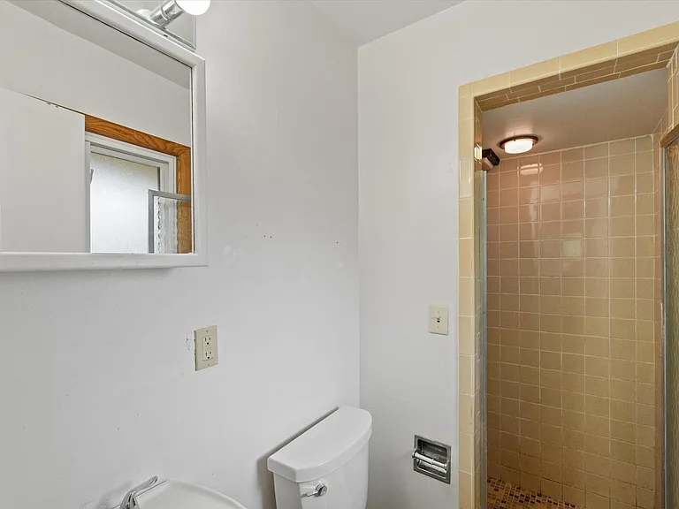 9041 N Rexleigh Dr — Photo 12