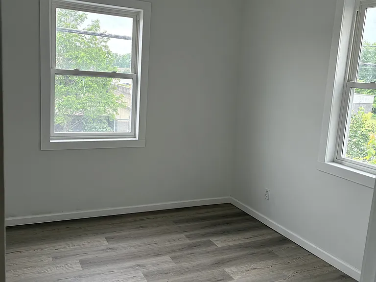 914 W Main St #1 — Photo 16