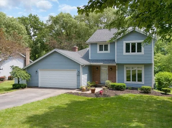 1303 Whalen Rd, Penfield, NY 14526