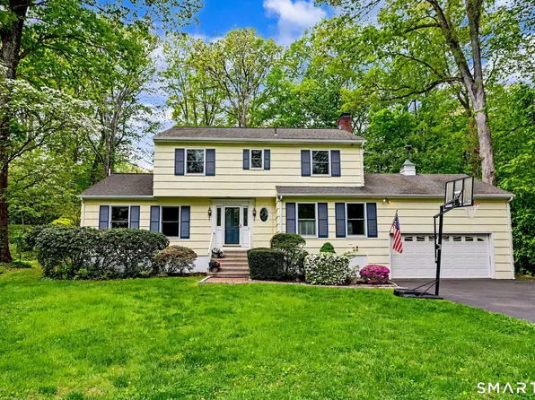 18 Kreiner Lane, Norwalk, CT 06850