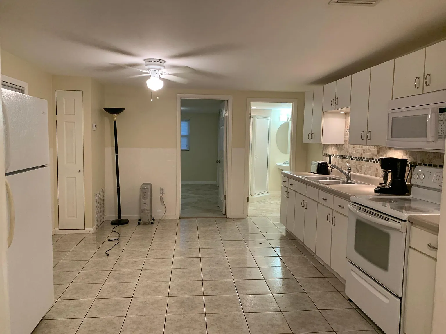 1 bed, 500 sqft, $1,300 — Photo 1