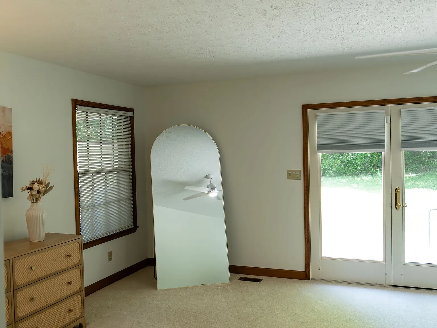 3 bed, 2.5 bath, 2946 sqft, $3,900 — Photo 4