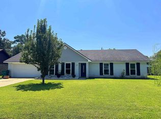 20 Pinewood Dr, Sulphur, LA 70663