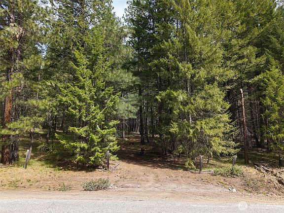 2nd image of 578 Lost River Road