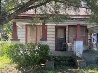 1061 Oak St, Waycross, GA 31501
