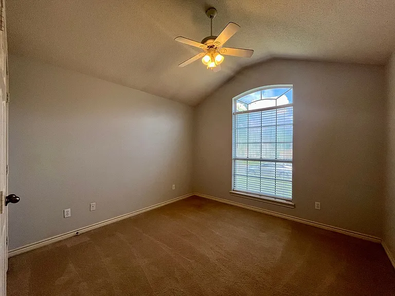 16780 Terrebonne Dr — Photo 21