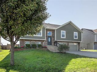 4805 S 22nd St, Leavenworth, KS 66048