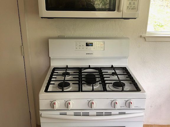 4th image of 17525A Santa Cruz Hwy #A