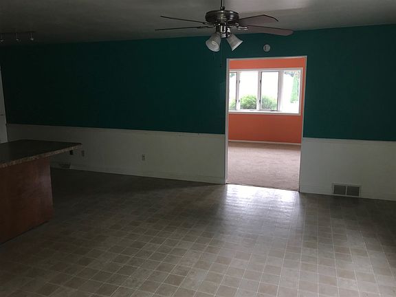 5th image of 24 Miramar Dr