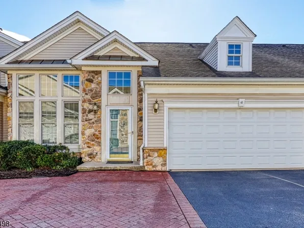 47 Quarry Dr, Woodland Park, NJ 07424