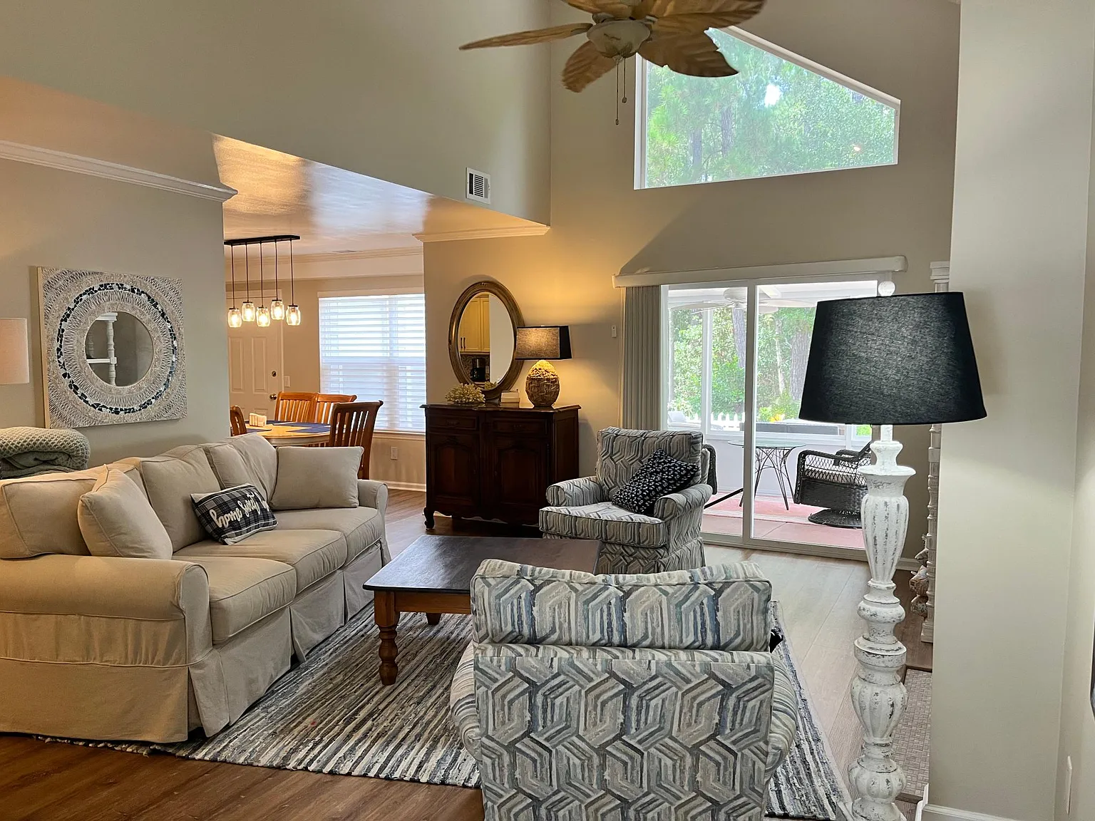 36 Lake Linden Ln — Photo 3