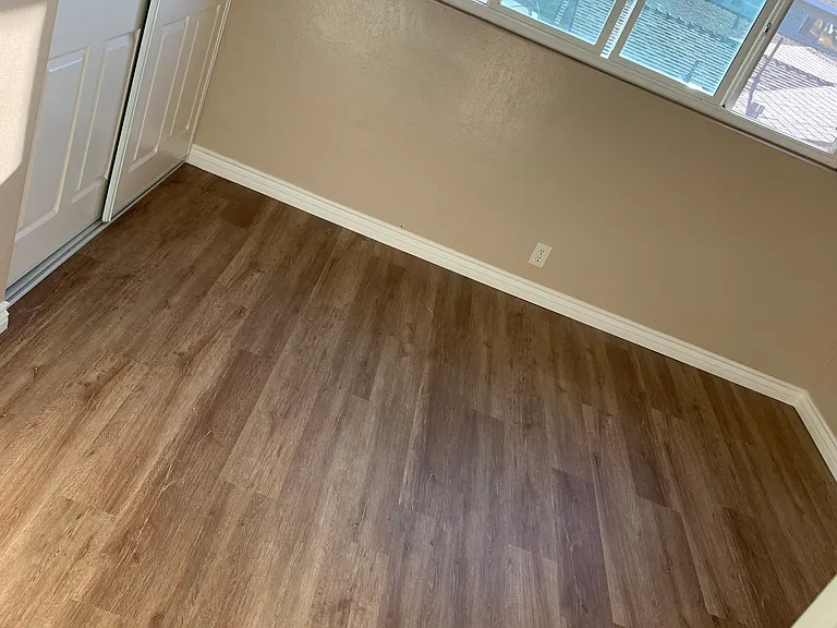1536 W Wardlow Rd #11 — Photo 15