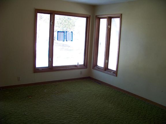 3rd image of 2741 Avenue L