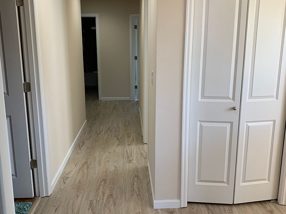 1st image of 12619 NE 51st St