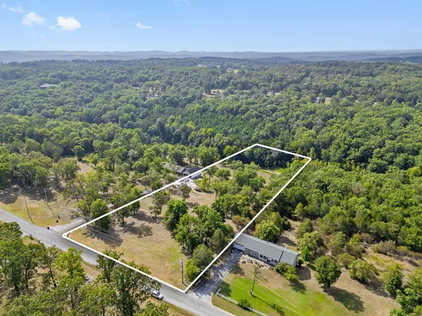 613 Lake Ranch Road, Kissee Mills, MO 65680