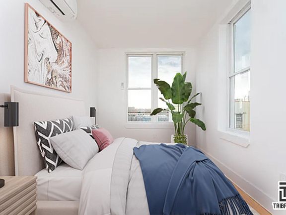 3rd image of 1068 Putnam Ave #4D