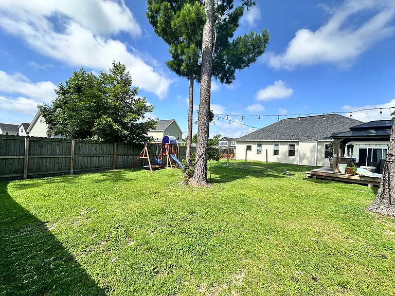 319 Adobe Ln — Photo 30