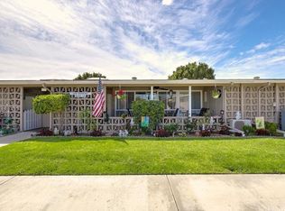 1410 Oakmont Dr #M6-140J, Seal Beach, CA 90740