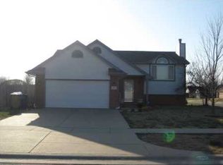 4207 N Rushwood St, Wichita, KS 67226