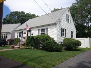 35 Running Brook Rd, West Roxbury, MA 02132