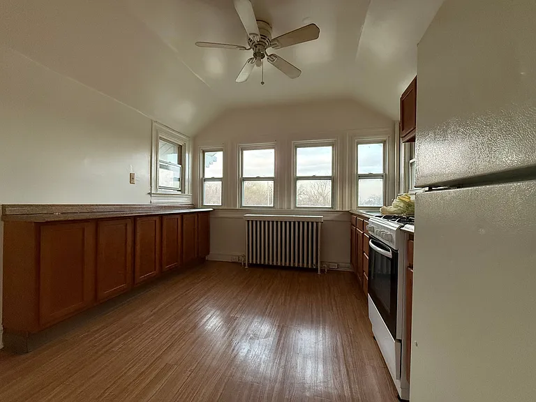 5904 Harford Rd — Photo 7