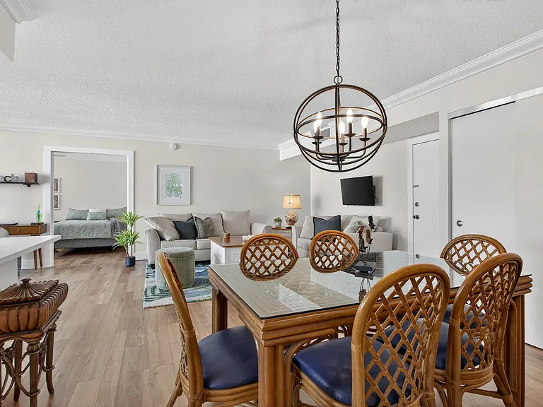 1237 Hillsboro Mile #407 — Photo 34