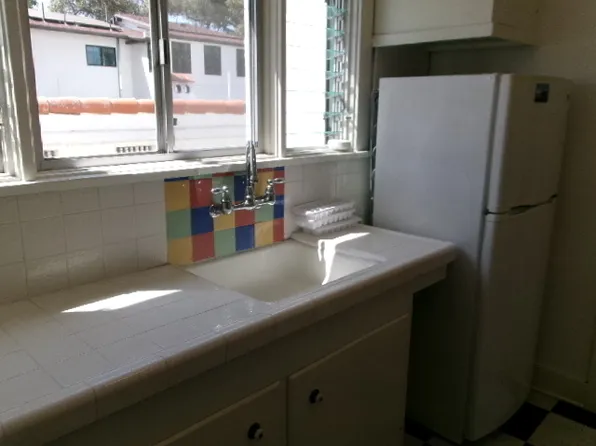 1628 State St #25, Santa Barbara, CA 93101