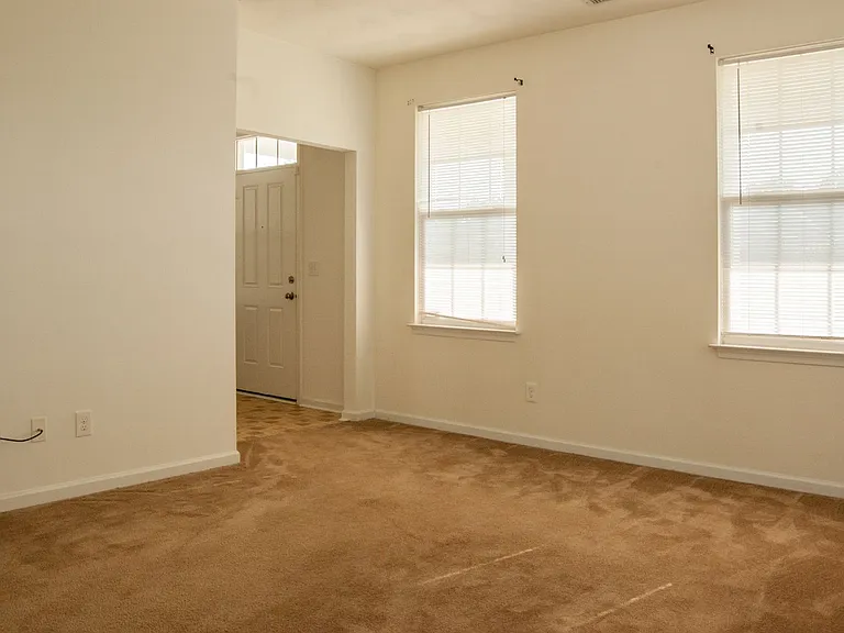 1447 Talley Cir — Photo 8