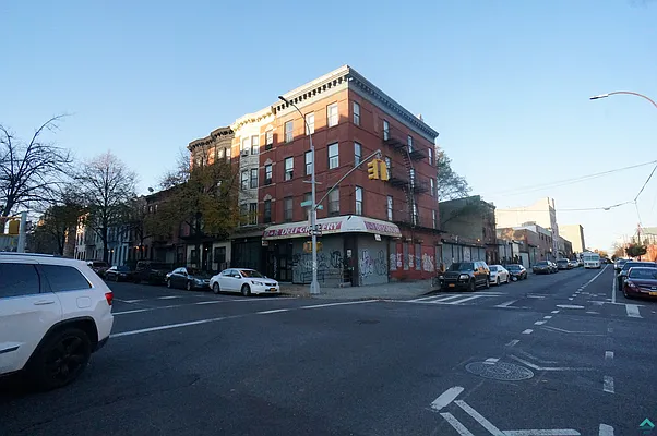 Rented by EXR | media 17