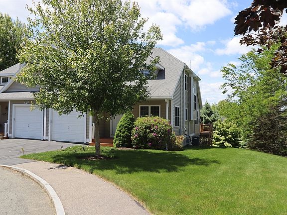 2nd image of 87 Willow Ln