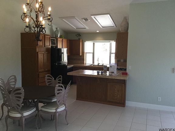 4th image of 2365 S Souchak Dr
