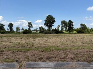 160 Audubon Pl, Belle Chasse, LA 70037