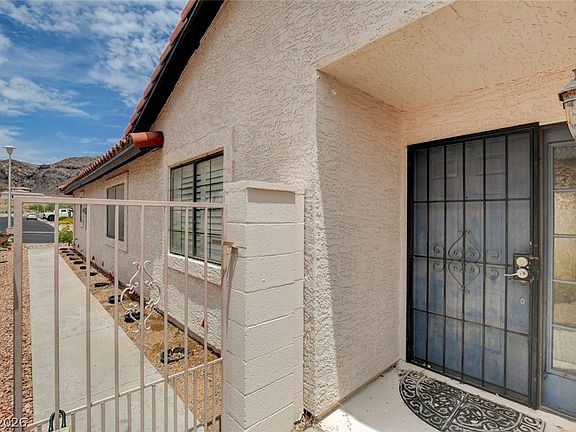 5th image of 694 Freedom Ln