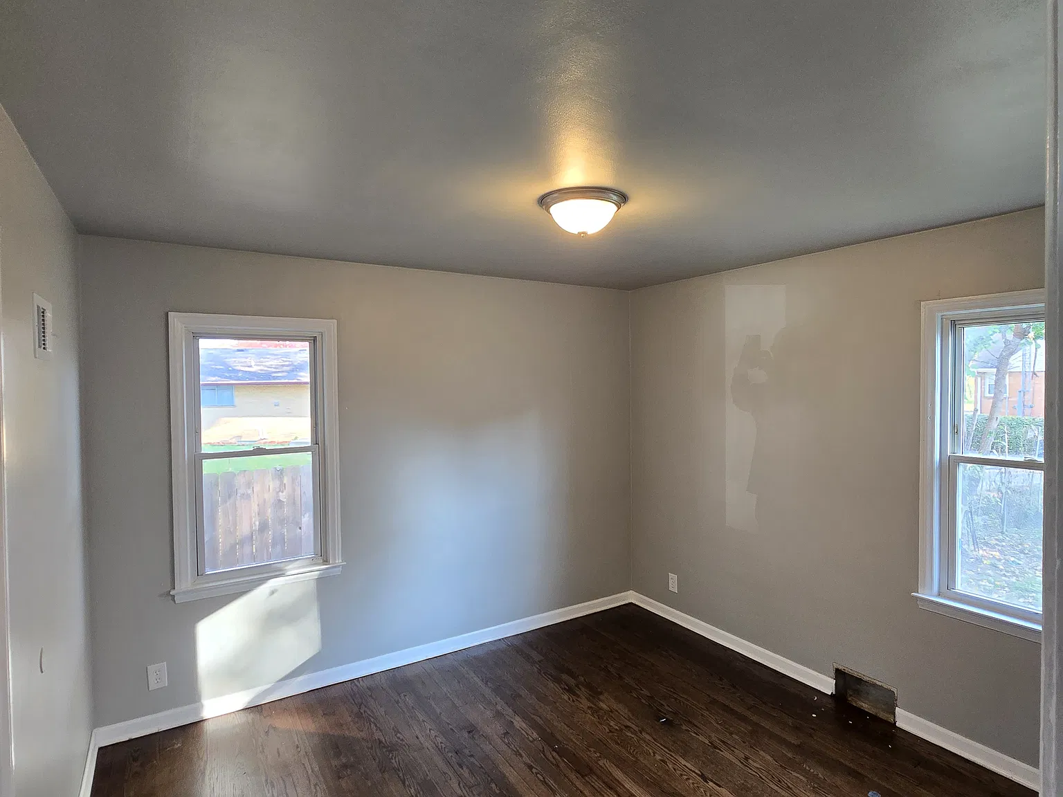 3 bed, 1000 sqft, $1,450 — Photo 4