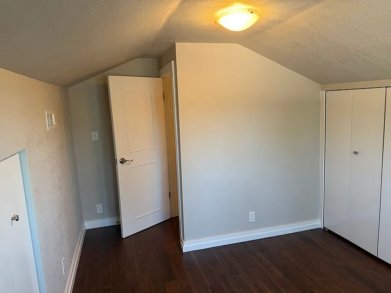 1331 G St — Photo 37