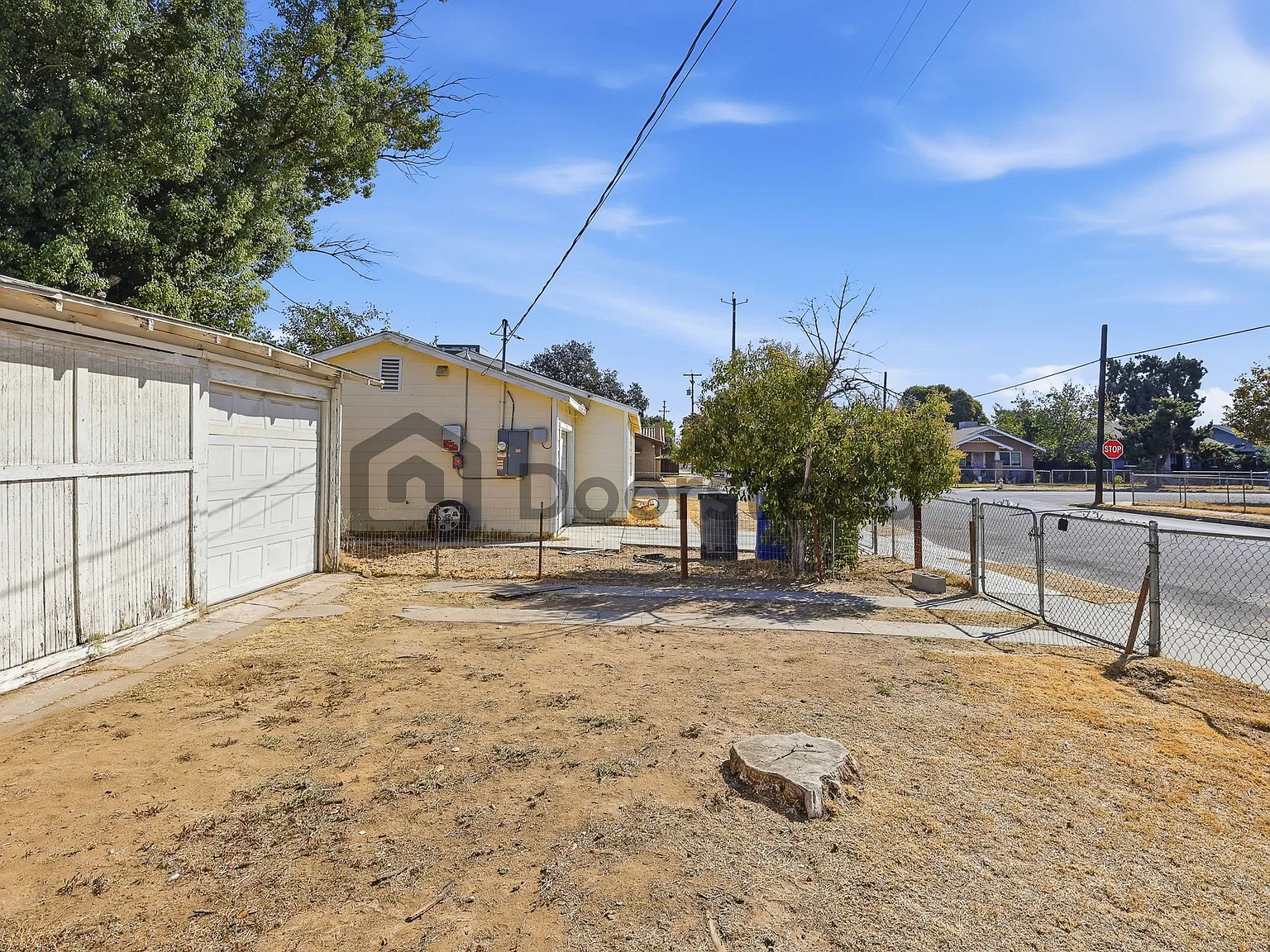 2 bed, 1.0 bath, 1050 sqft, $1,720 — Photo 4