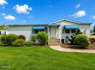 92 Cardinal Way, Freehold, NJ 07728