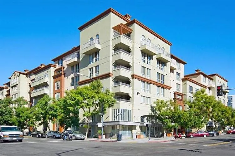 1501 Front St #326