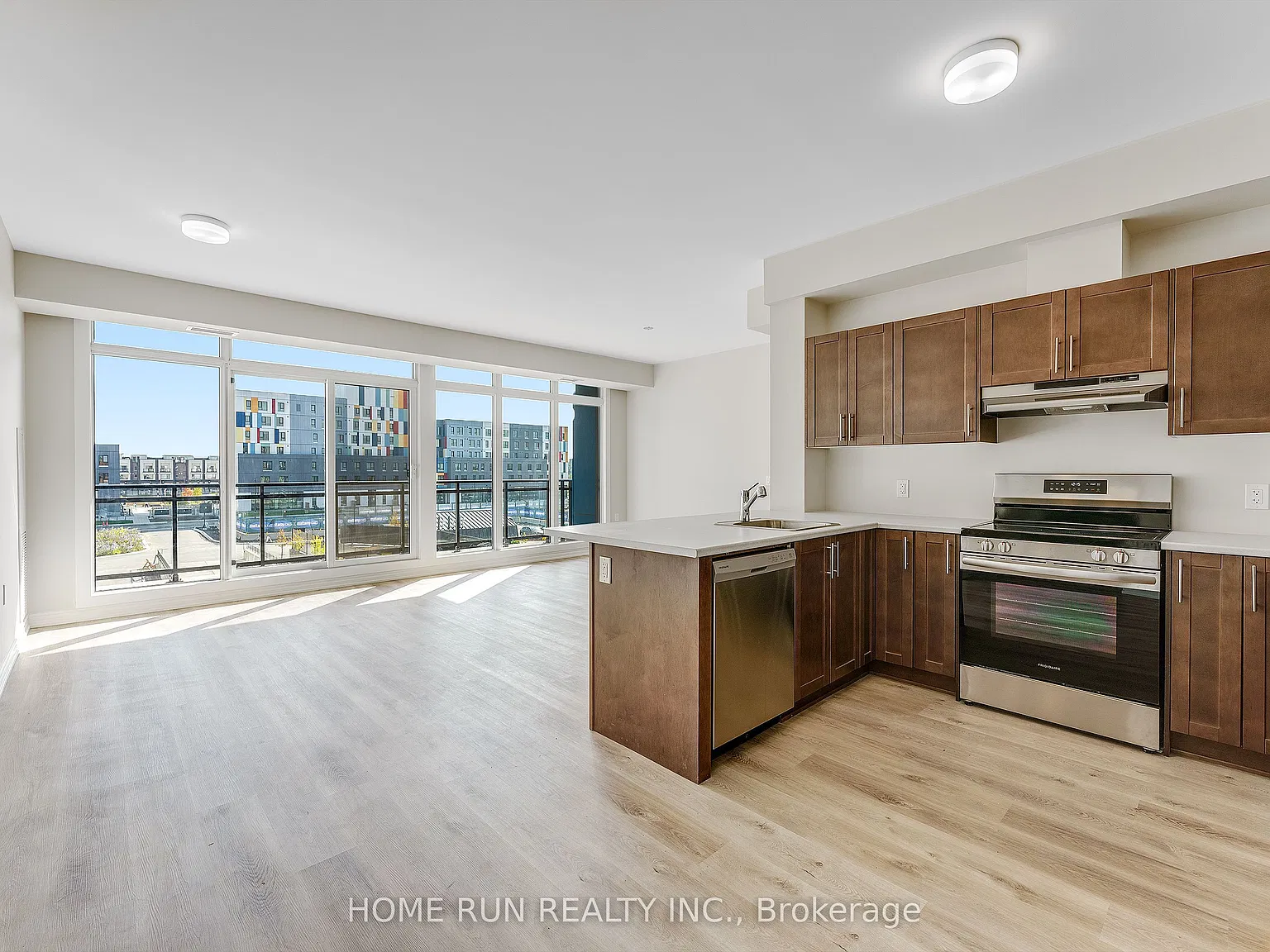 2 bed, $2,900 — Photo 3